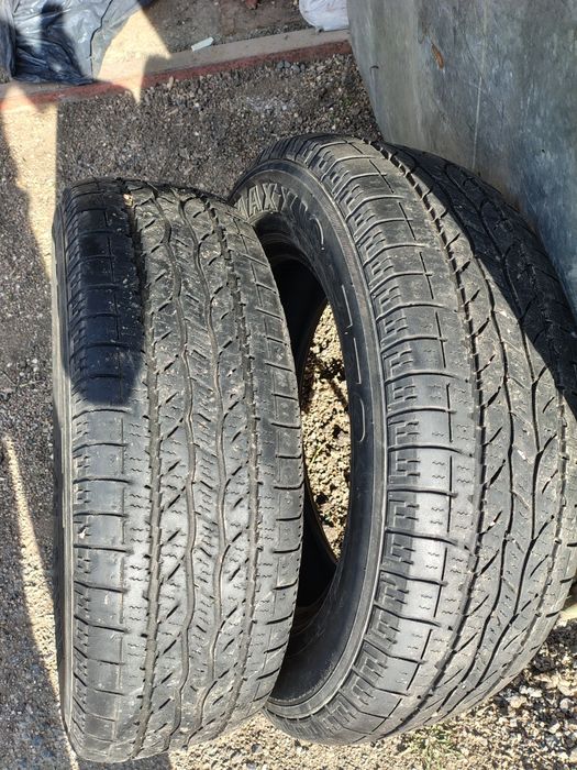 Продам шины 225/65R17