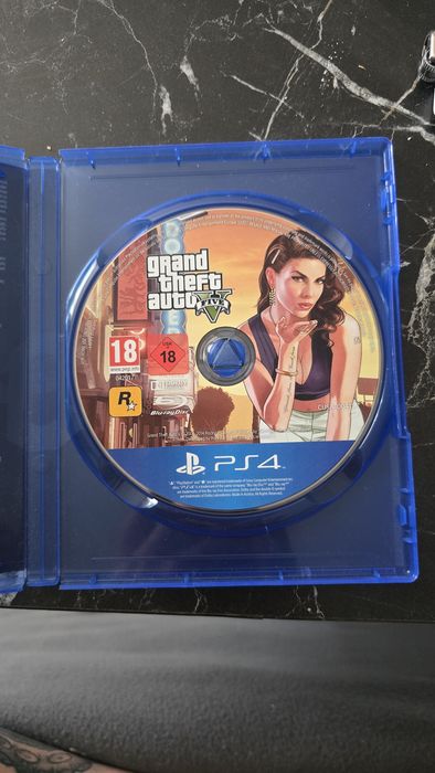 GTA V premium edition ps4