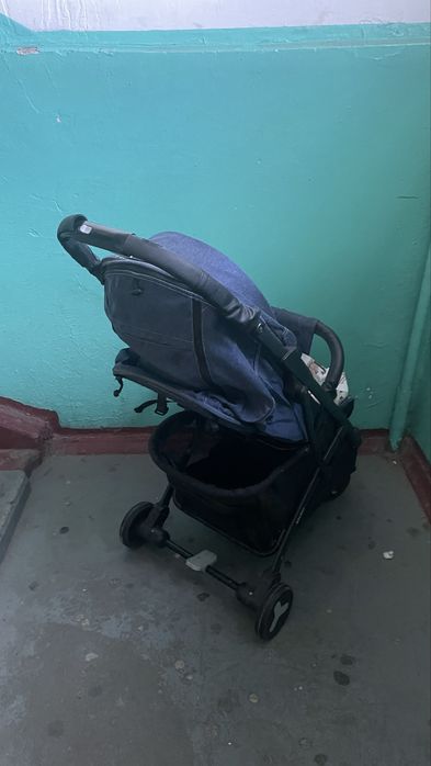 Продам коляску б/у в отличном сосотоянии