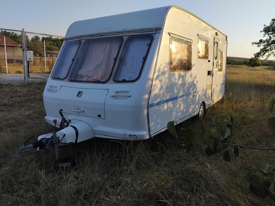 Rulota cu patru patur, baie,si  bucatarie