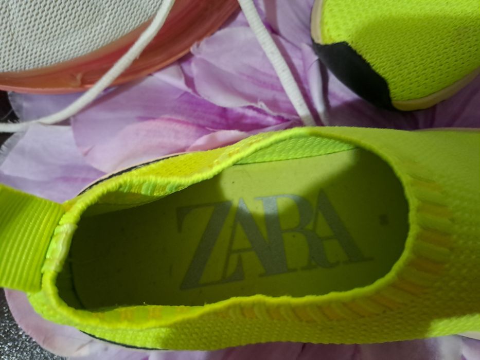 Два чифта маратонки за 20€