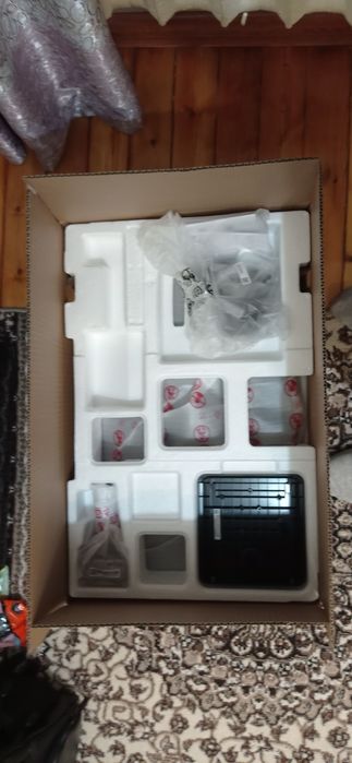 Kompyuter sotiladi 8mln 300 ming