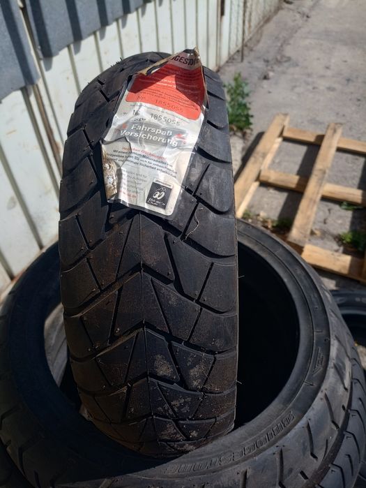 O anvelopa de scuter NOUA Bridgestone 130/70 R12