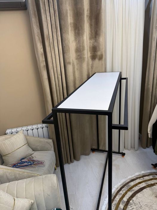 Срочно продается вешалка