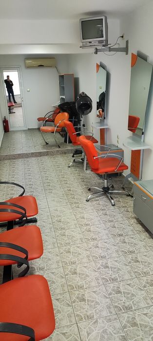 Дава се под наем Магазин в Търговище, Център - 25 кв.м за 178.5 € - Снимка #1