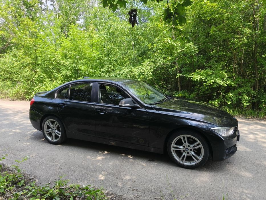 BMW   F30   318D