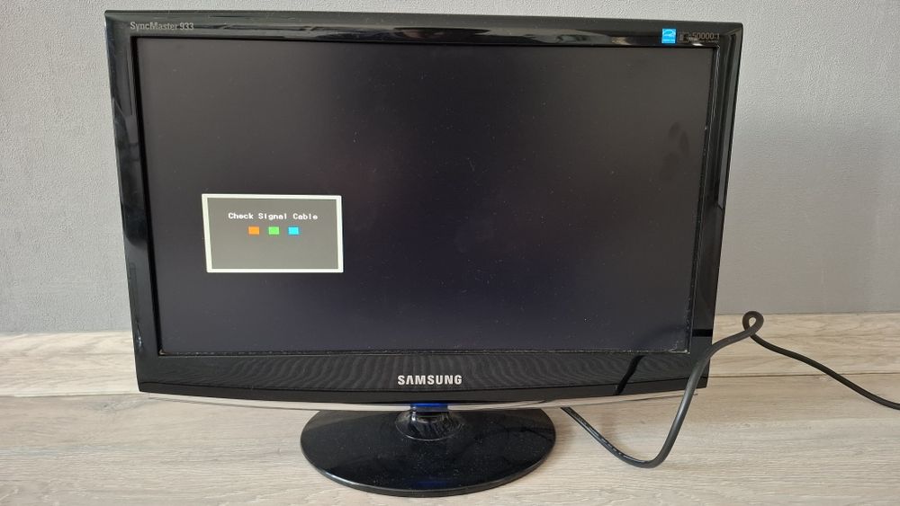 Монитор Samsung модель 933 sn