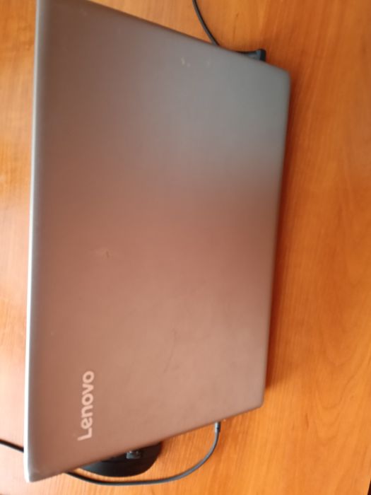 Lenovo i5-8250/8gb RAM 500 GB ssd sunt harman kardon