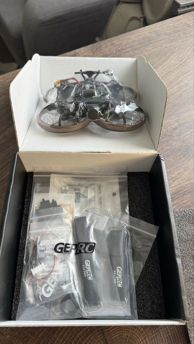 FPV dron GEPRC Cinelog25 ERLS + 4 батерии