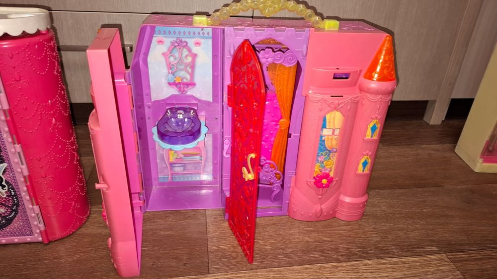 Барби и домики для Барби ( Mattel)
