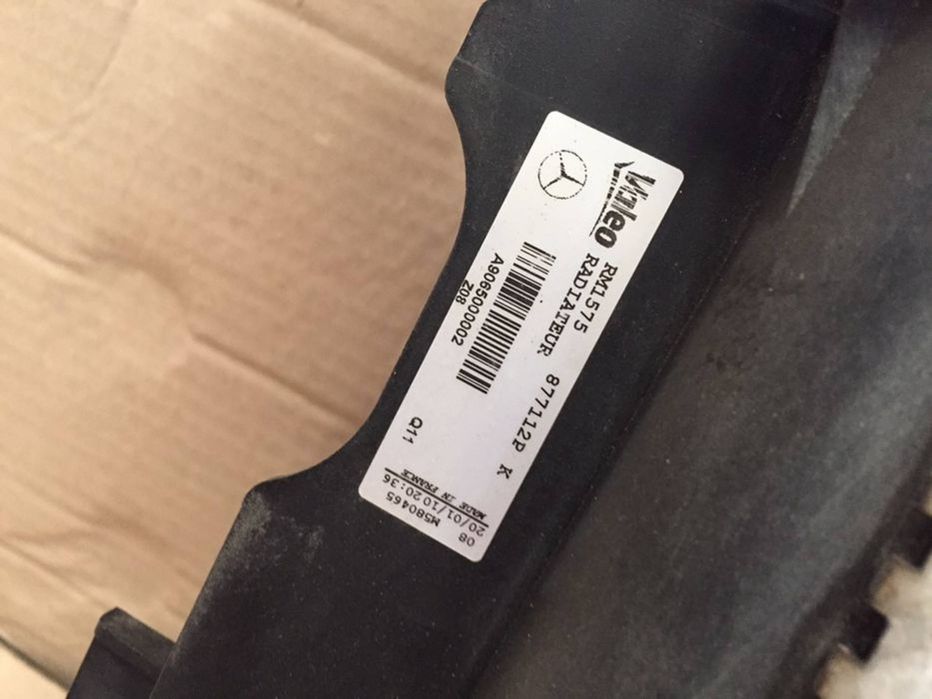 Radiator apa antigel racire 2.2 Mercedes Sprinter 2010 euro 5