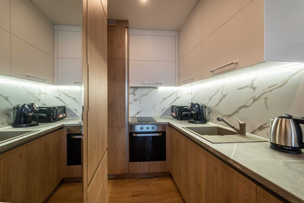 Дава се под наем Двустаен апартамент в Варна, Бриз - 75 кв.м за 969 € - Снимка #11