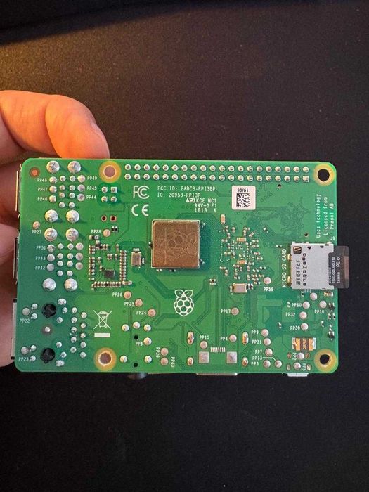 Одноплатный компьютер Raspberry PI 3b+