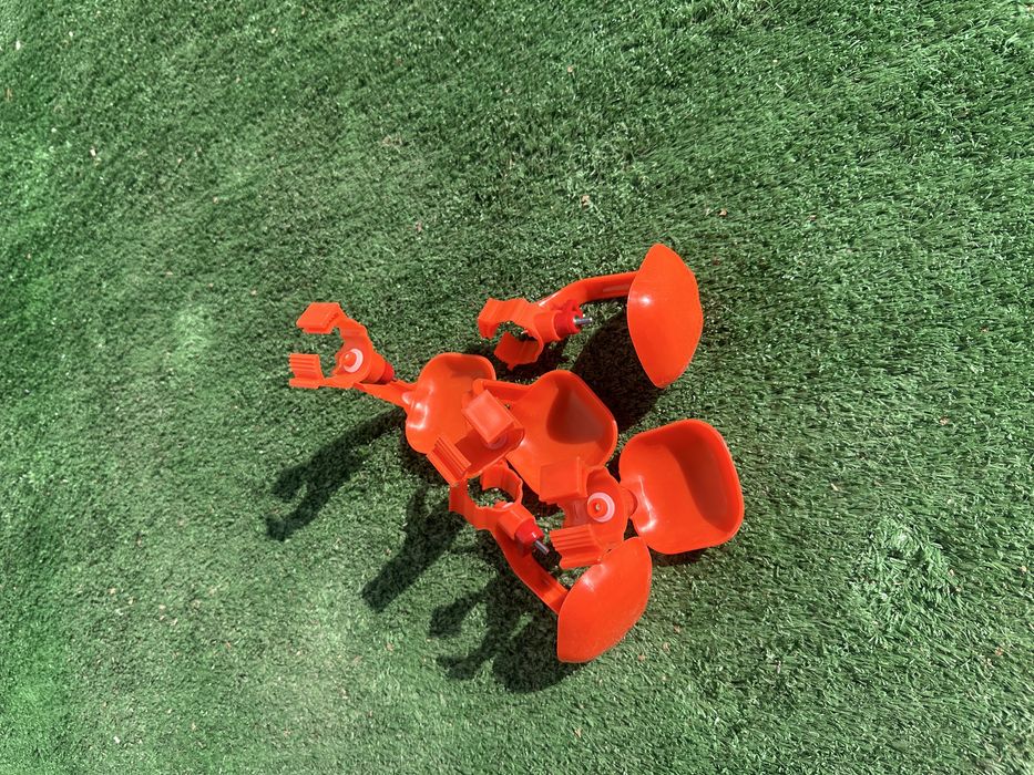 Нипельная поилка