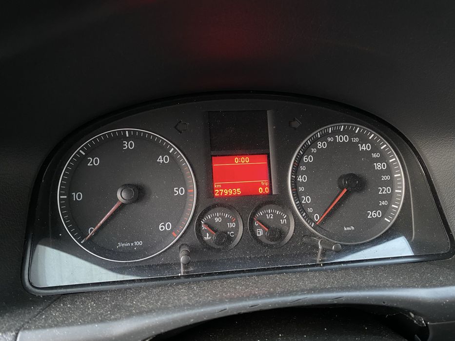 Dezmembrez Vw Touran 1.9 AVQ