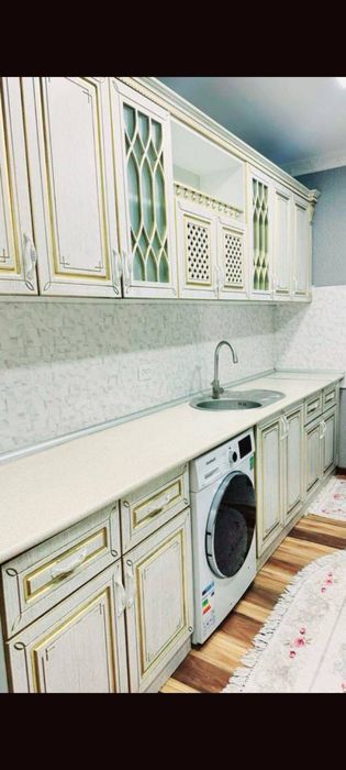 Срочно продается 2 комнатная квартира на Дружбе Народов