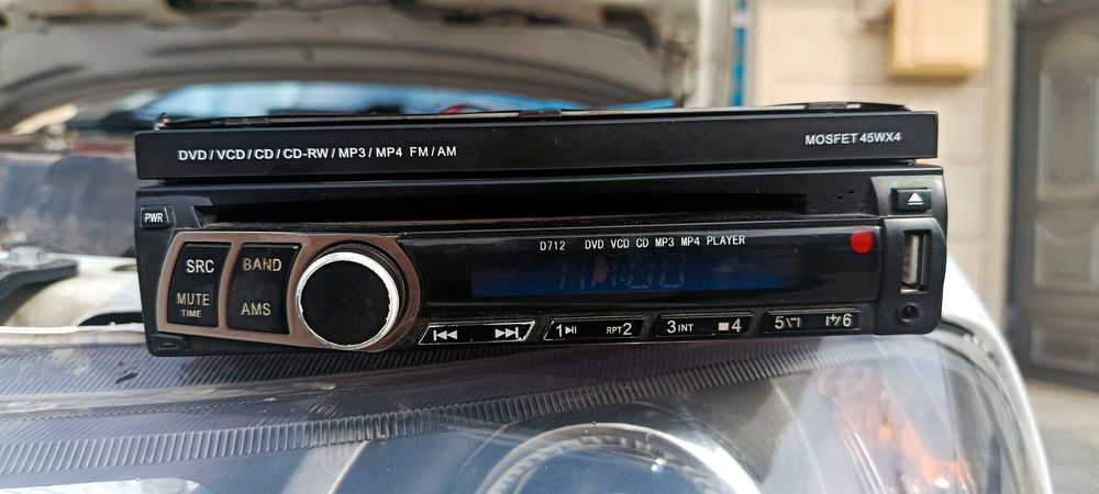 магнитафон сотилади