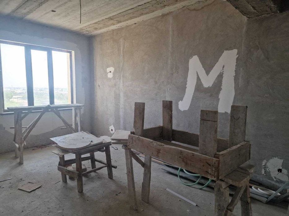 Ko'p qavatli uydagi xonadon