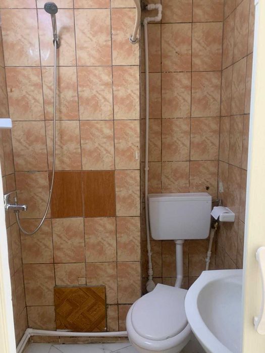 Închiriez garsonieră renovată recent - lângă liceul Sportiv