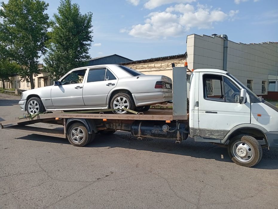 Продам эвакуатор(3221)