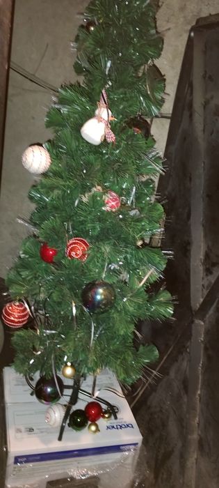 Коледна,новогодишна елха