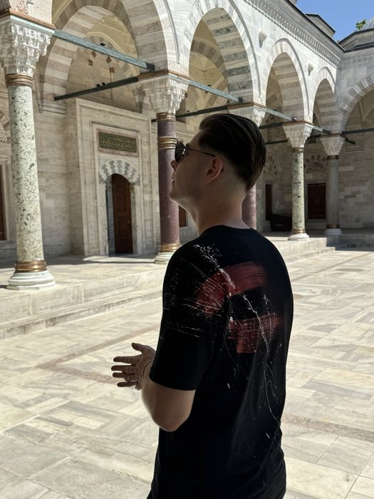 Haine personalizate si unice