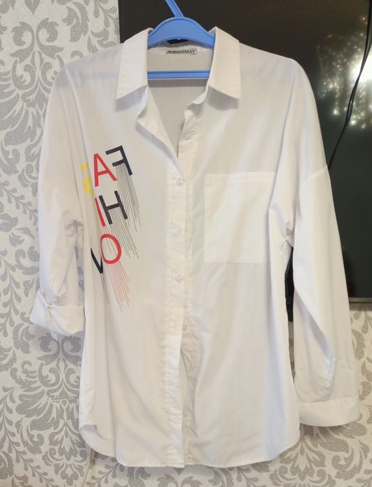Женская рубажка белая