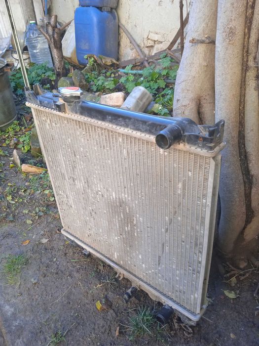 Радиатор Сузуки витара