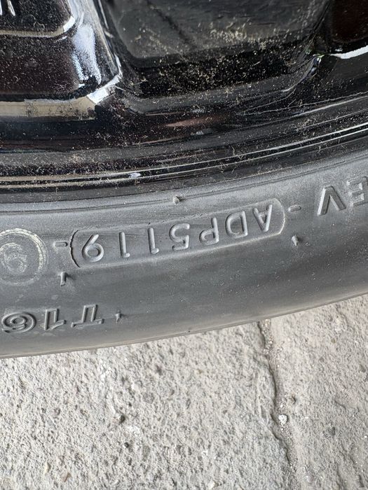Резервна гума/патерица Toyota Rav 4