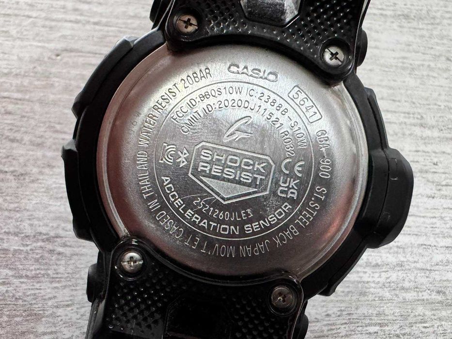 Casio G-SHOCK G-SQUAD GBA-900-1A – Bluetooth