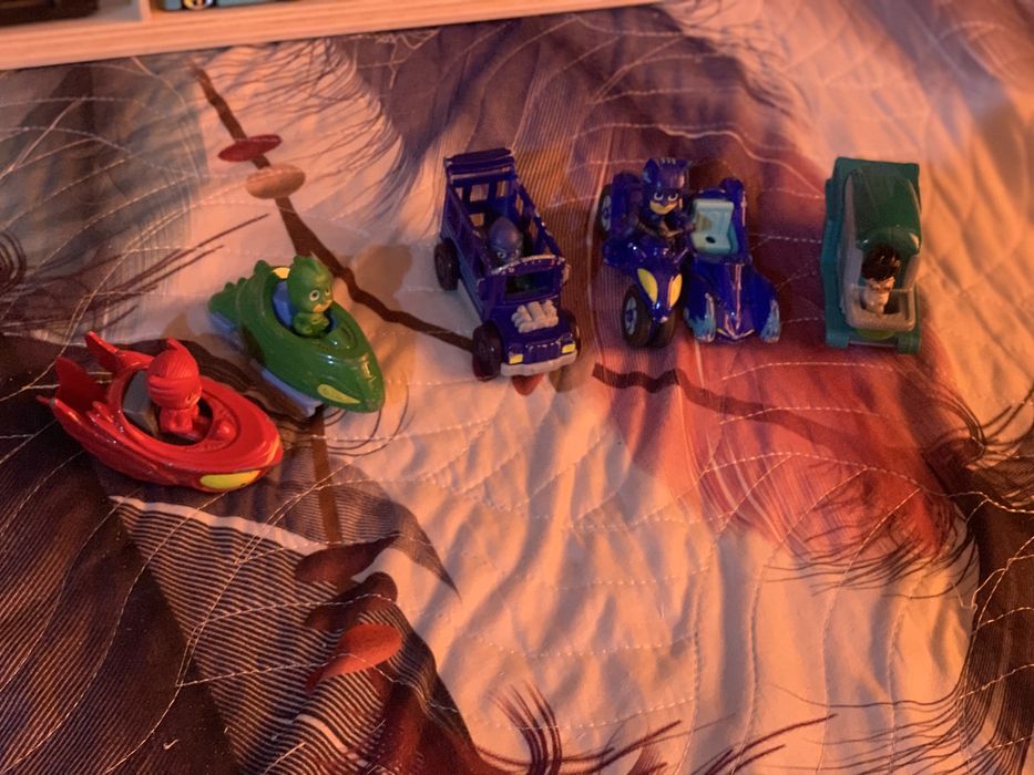Set masinute PJ Mask Eroi in Pijamale si Raufacatori stare foarte buna