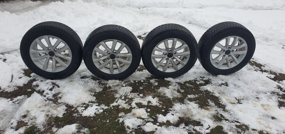 Jante cu anvlope iarna M+S 215 60 R16 passat b8 b7 b6 golf 7 6 5
