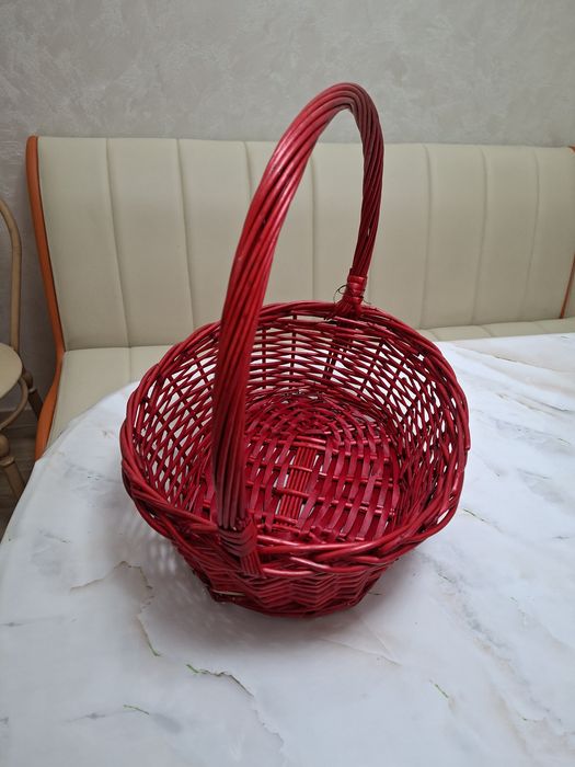 Корзина плетёная