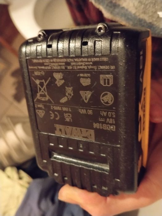 Dewalt acumulator 18v 5ah