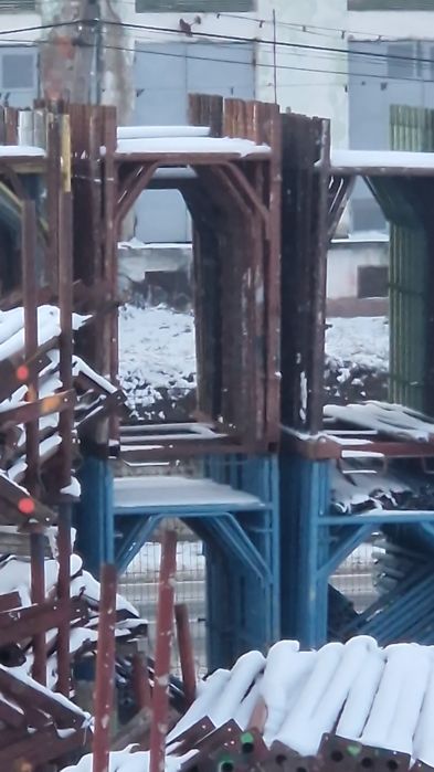 Schela 40 euro cadrul  16 euro podul