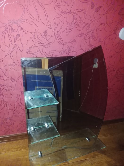 Зеркало в ванную комнату