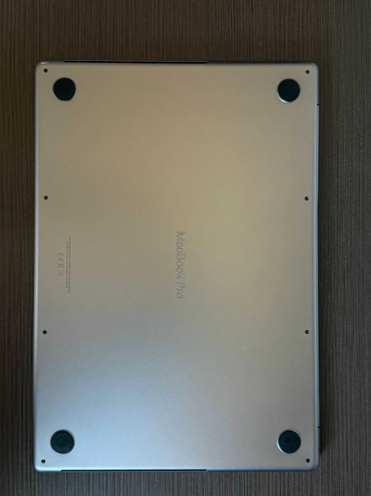 MacBook Pro 16 M1 Pro 16GB 512GB | 2021 | 10 CPU / 16 GPU | București