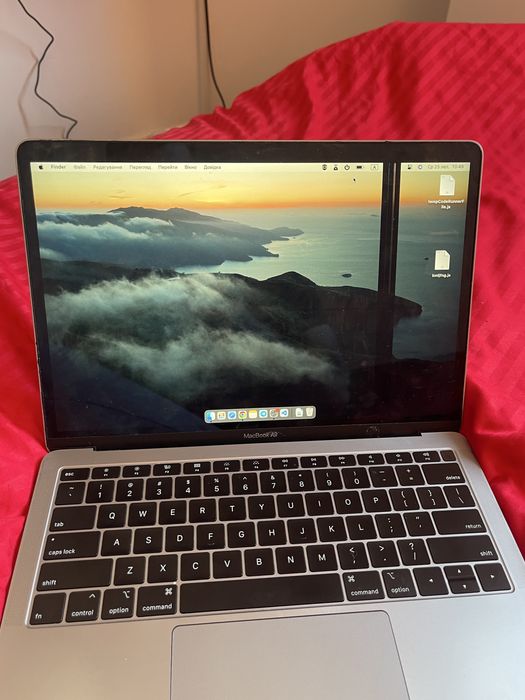 Macbook air 2018 8/128