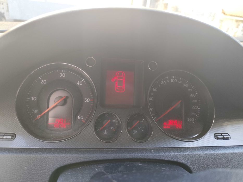 Vând Passat b6 2.0 TDI