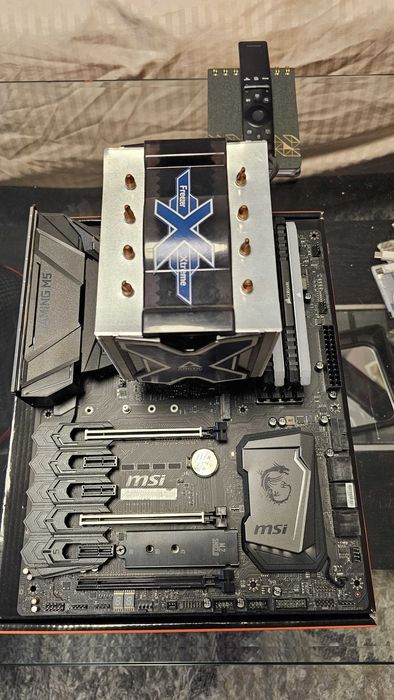 Kit i7 8700k procesor, placa de baza, rami + placa video 1080ti
