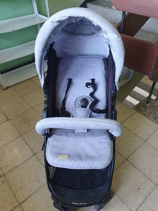 Продавам бебешка количка