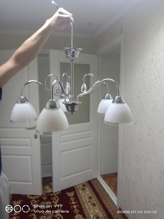 Люстра в серебре