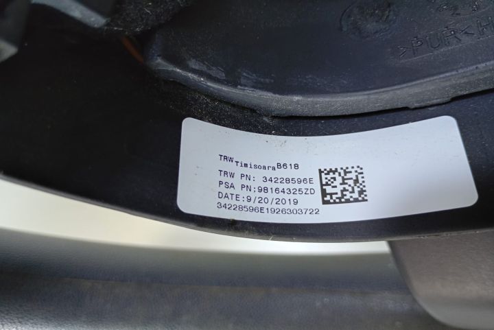 Volan cu comenzi 98164325ZD Citroen C3 a 3-a generatie