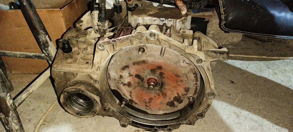 Продаётся ДВС и АКПП от Фольксваген