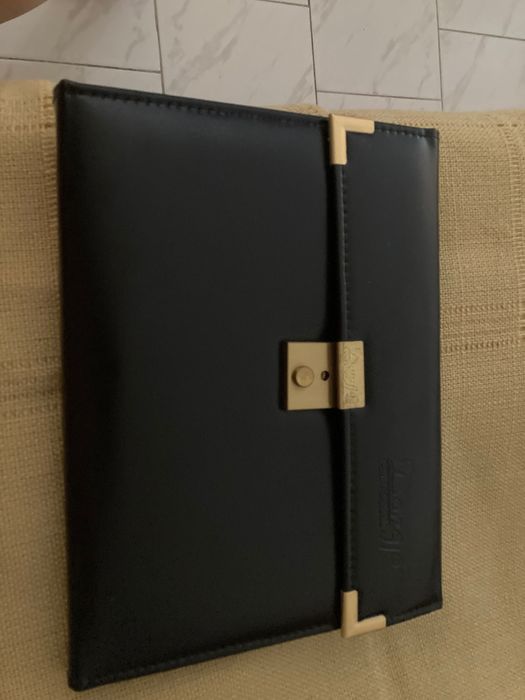 Бизнес калкулатор с бележник