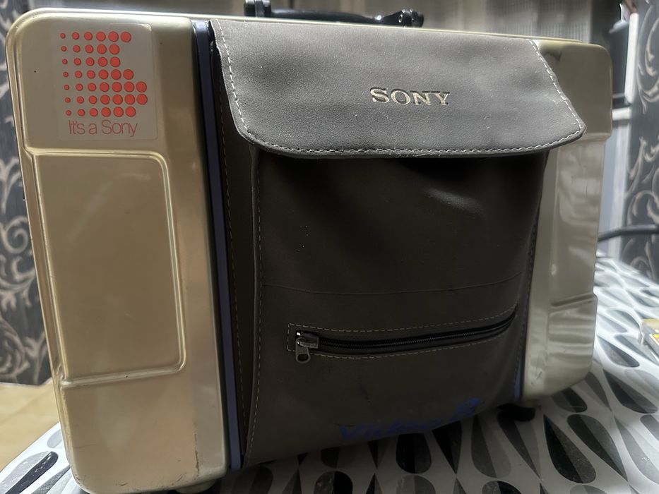 Ретро Видео Камера  SONY VIDEO8