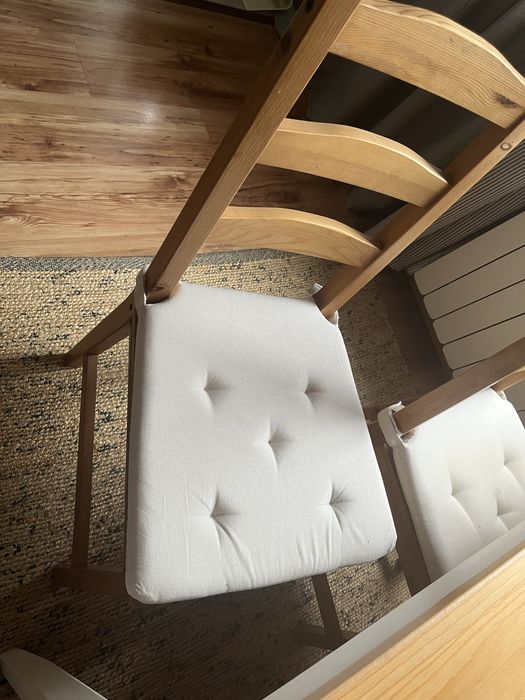 Трапезна маса с 4 стола