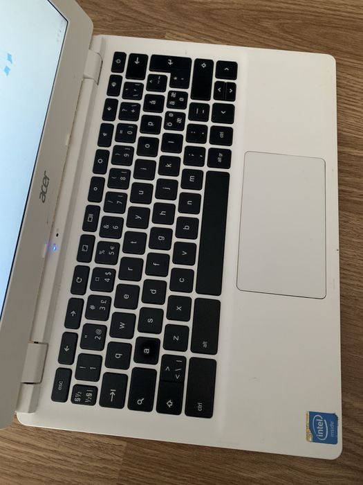 Laptop Acer Slim display 12,6 led functional,cititi anuntul.