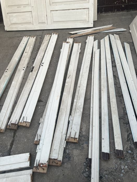 Двери деревянные межкомнатные