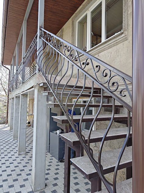 Balcon din fier forjat